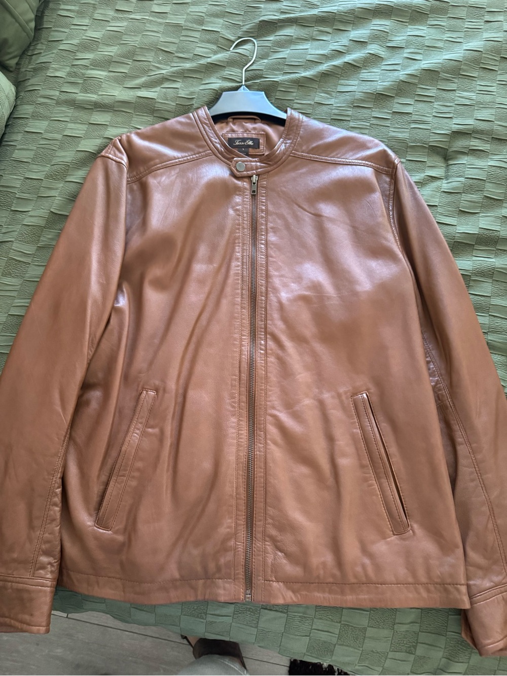 Men's Classic Leather Jacket in Cognac Brown